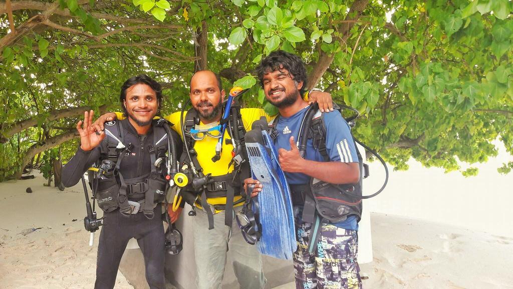 Madi Finolhu Guest House Dharavandhoo Kültér fotó