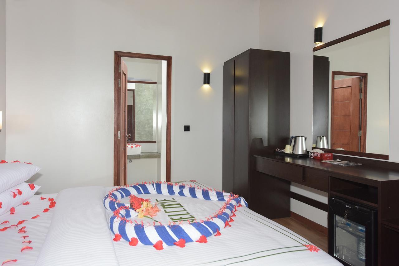 Madi Finolhu Guest House Dharavandhoo Kültér fotó