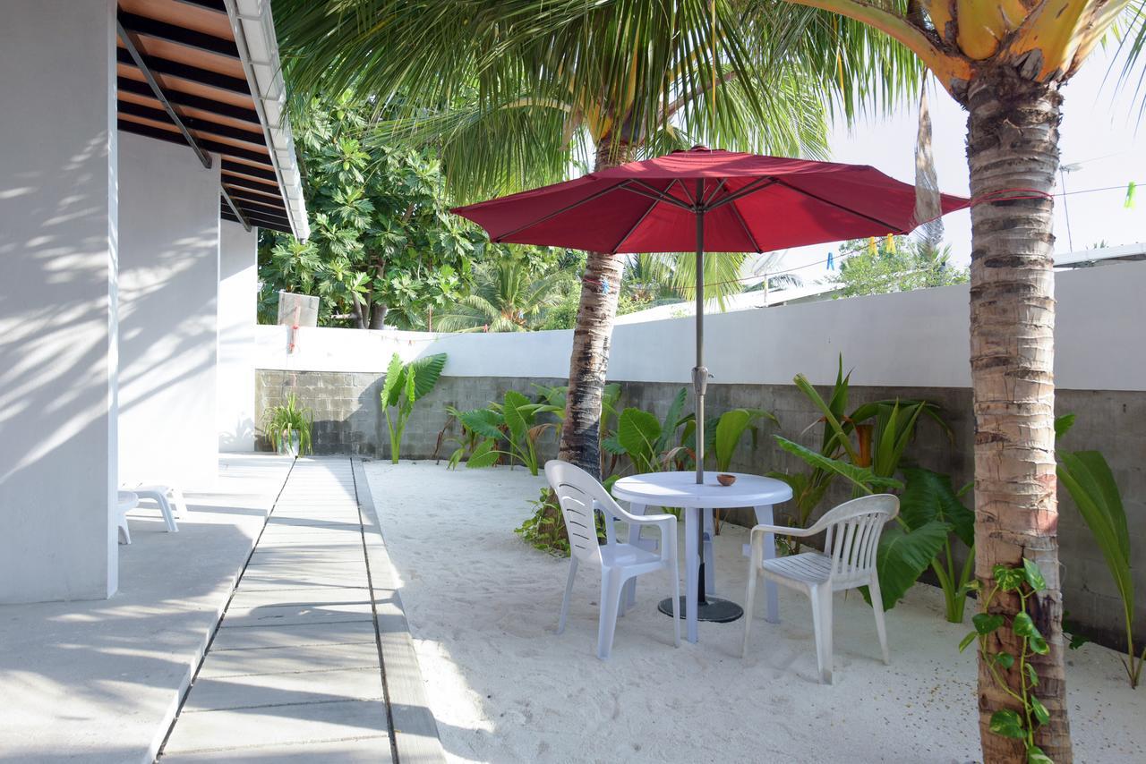 Madi Finolhu Guest House Dharavandhoo Kültér fotó