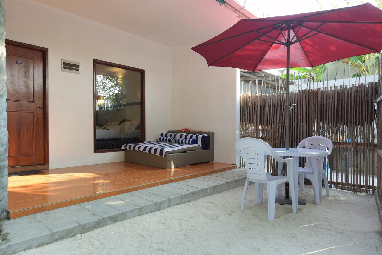 Madi Finolhu Guest House Dharavandhoo Kültér fotó